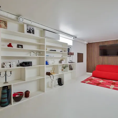 Villa Spacious House