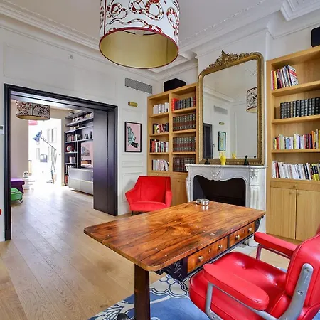 Spacious House Villa Parijs